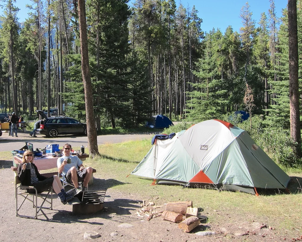 Tunnel mountain sales campground